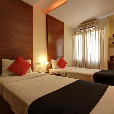 Amaran Hotels Madurai Exterior photo